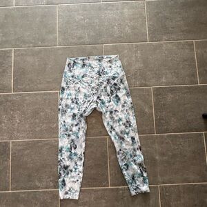 Lululemon Unlimit High Rise 25” Floral Leggings